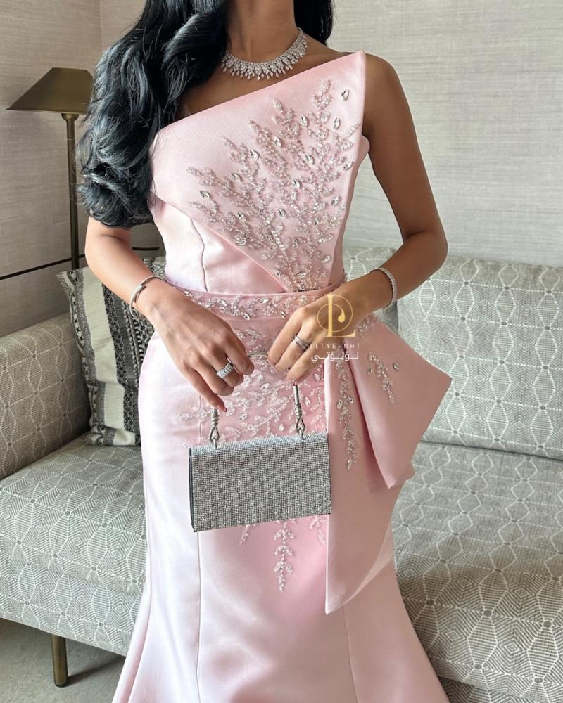 فستان سهره صُنع لأجلك