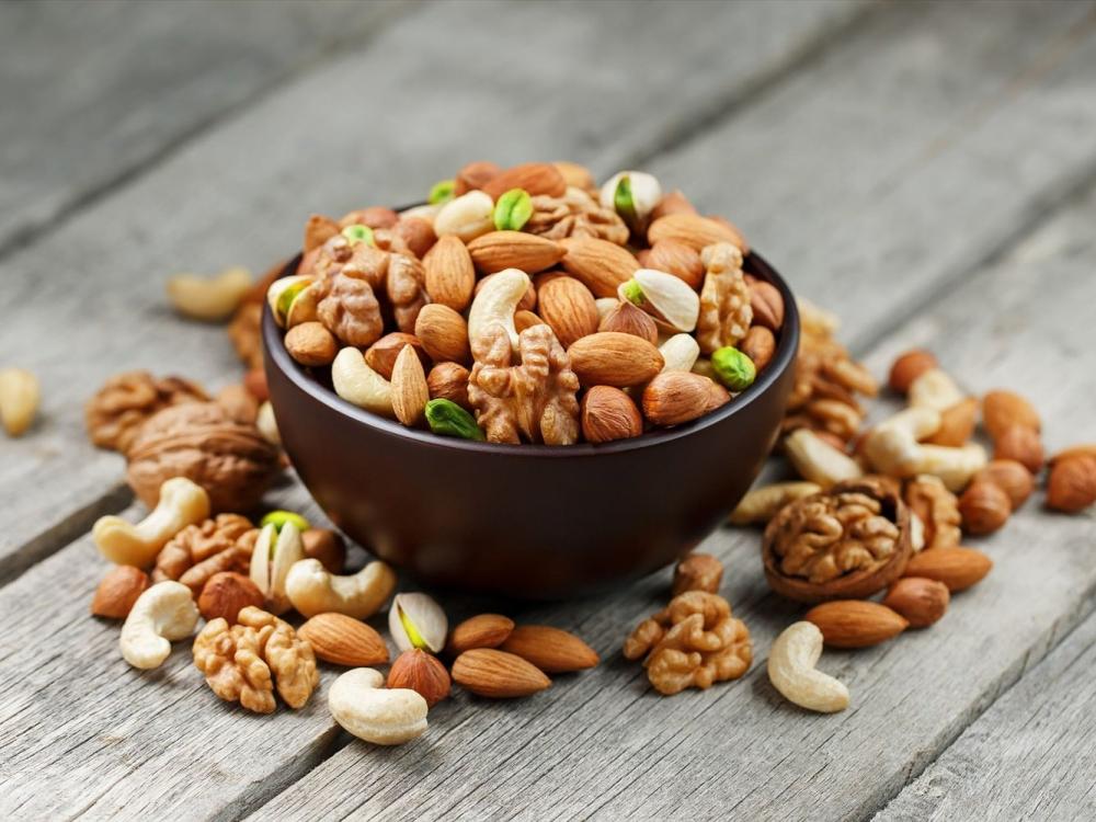 مكسرات مشكله مالحه - Salty mixed nuts