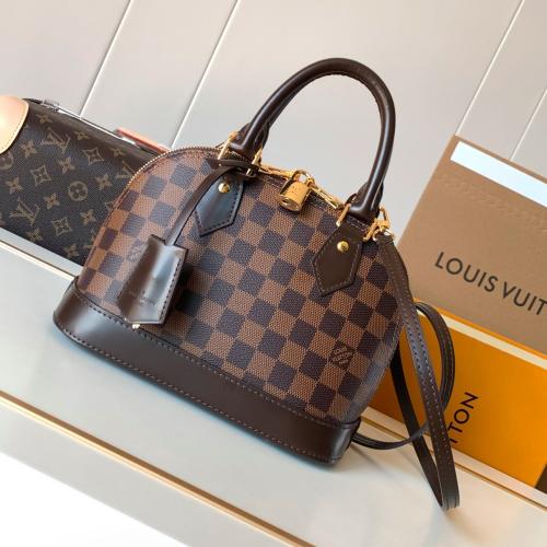 شنطه LV