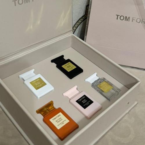 مجموعة عطور توم فورد