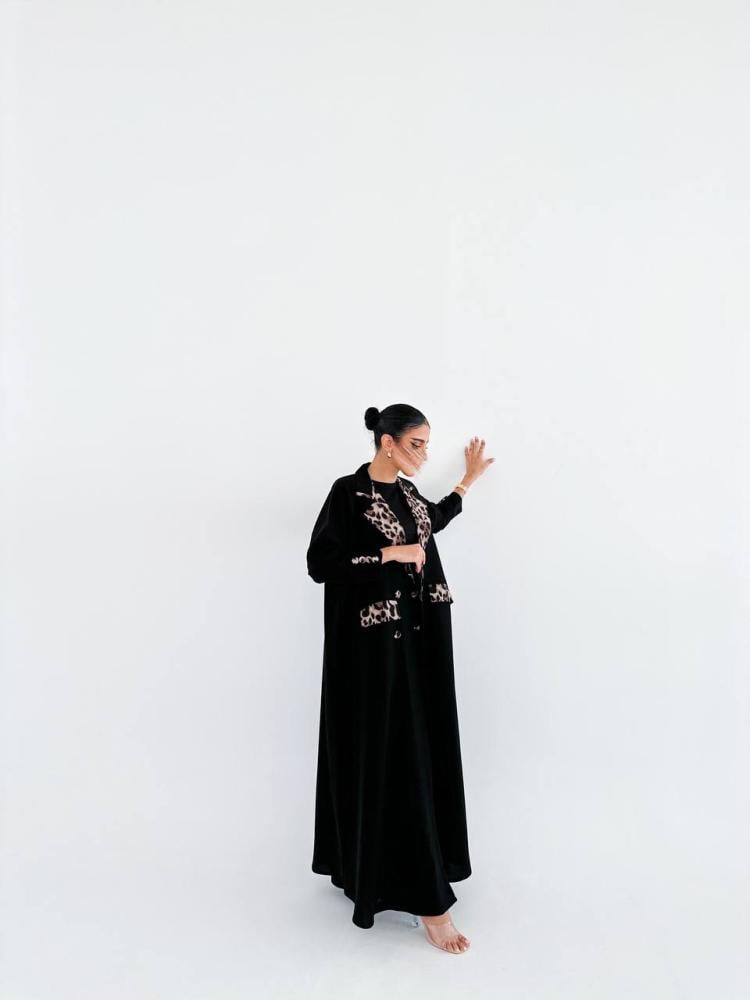عباية تايقر