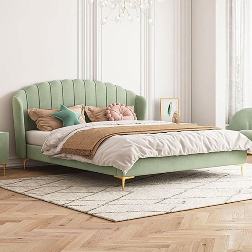 سرير بنمط اوروبي مميز