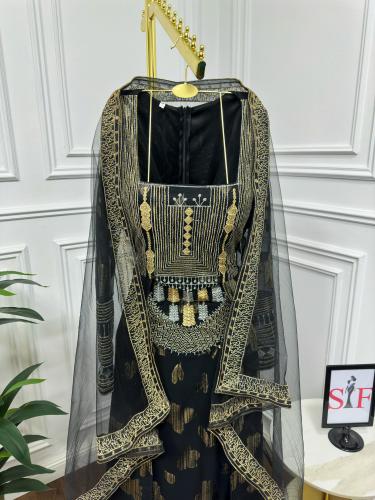 فستان نهى نبيل العسيري