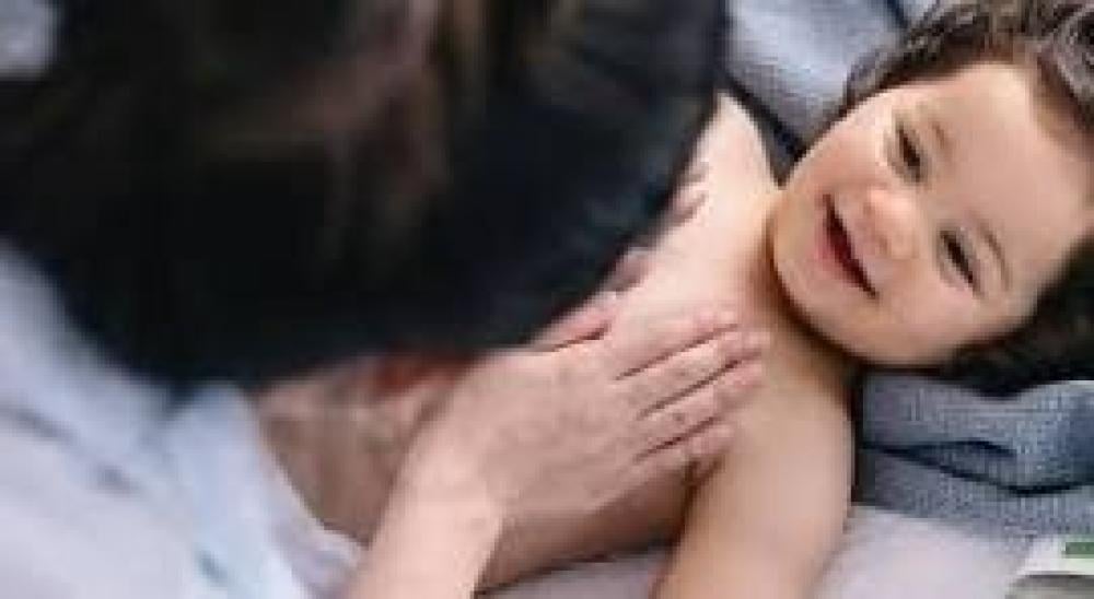 العناية بالطفل ومستلزمات تغذيته: دليل شامل من متجر زهرة ستور