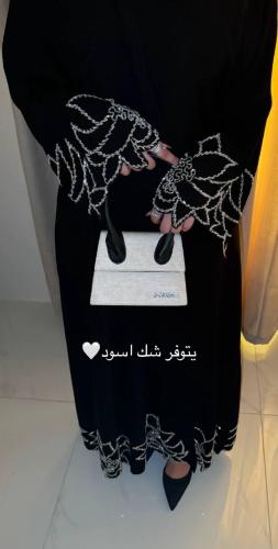 عبايه عمليه