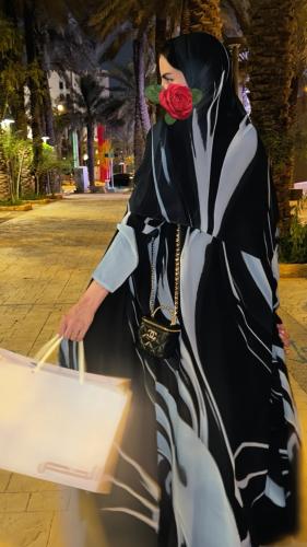 عباية شيفون مموج