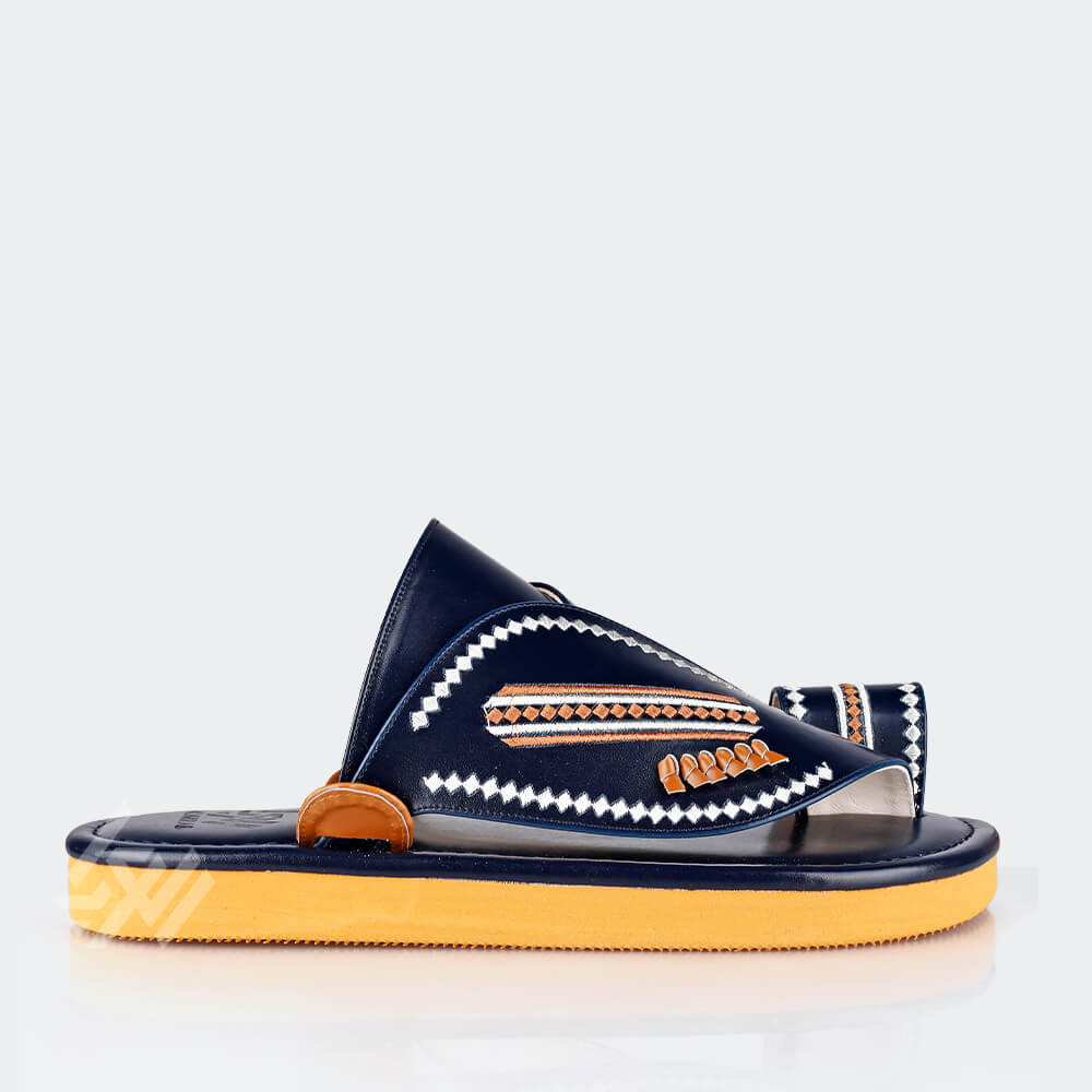 حذيان زبيري مطرز من الجلد الكحلي الطبيعي