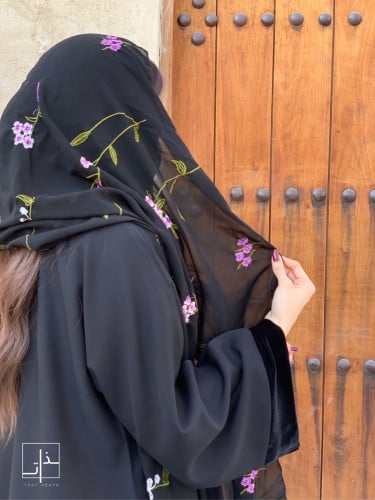 طرحة مزينة ب ورود موف #238