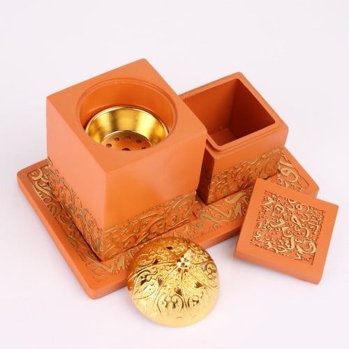 مبخرة وصندوق بخور صغير