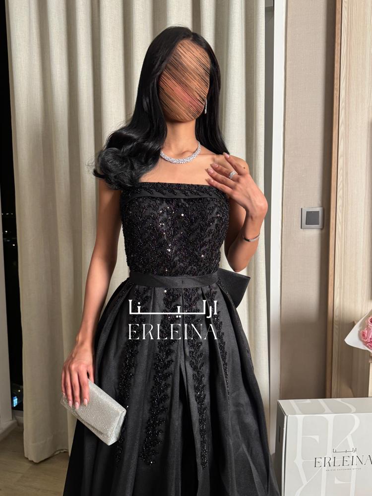 فساتين سهرة اسود بتصميم فاخر سترابلس مع تطريز