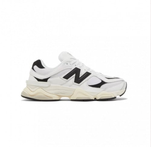 9060 'White Black