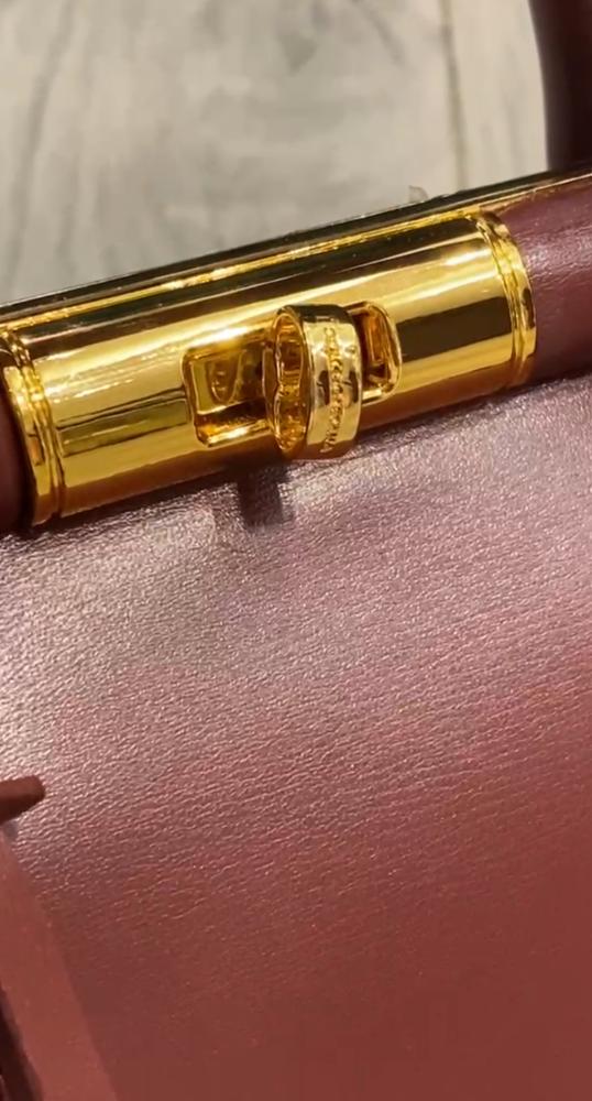 شنطه دولتشي مارلين ماستر فوري جده DG13