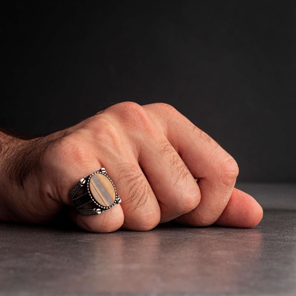 خاتم رجالي فضة بحجر عين النمر