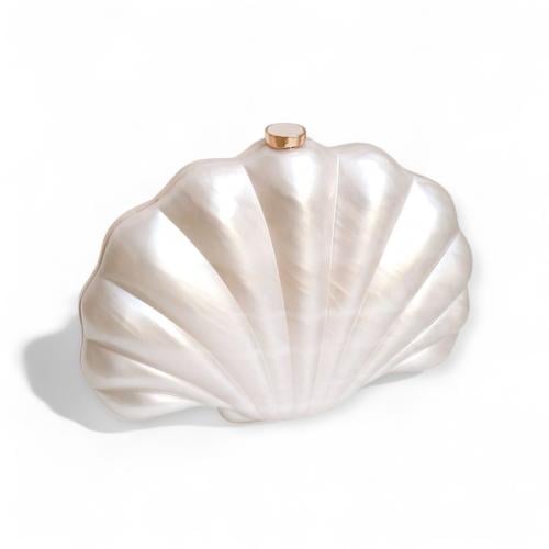 حقيبة صدف فاخرة