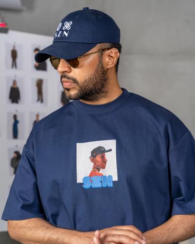 Navy T-Shirt with picture