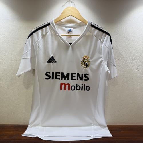 تيشيرت نادي ريال مدريد الكلاسيكي 2004/2005