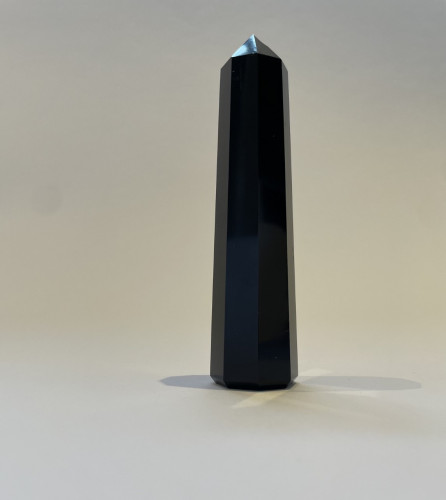 ٢ حبة حجر الشانجيت Shungite