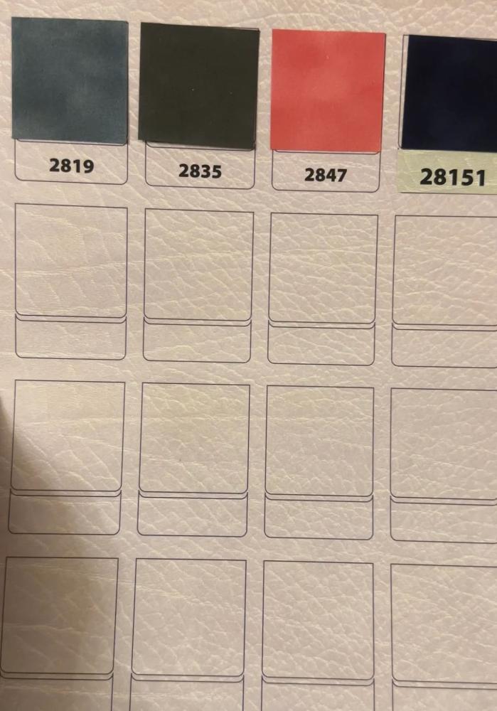 دهن عود او خمرية مسك حسب الطلب