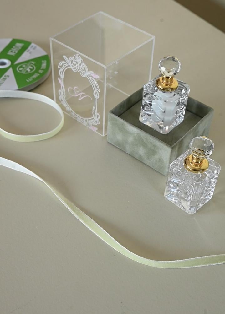 دهن عود او خمرية مسك حسب الطلب