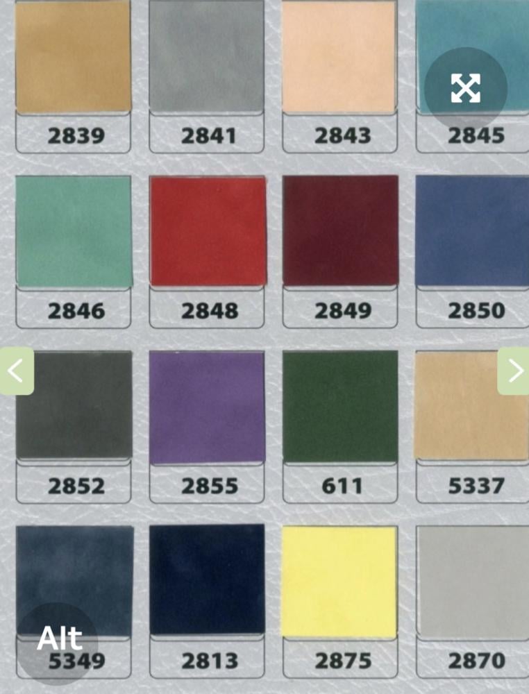 عطر 30 مل بغطاء مخمل جميع الالوان