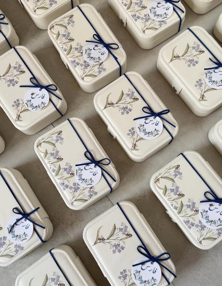 حقيبة مجوهرات حجم كبير