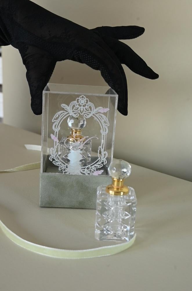 دهن عود او خمرية مسك حسب الطلب