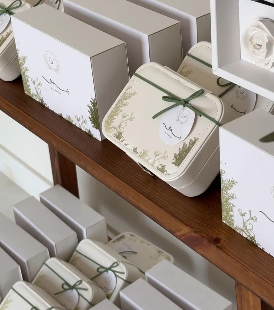 حقيبة مجوهرات حجم كبير