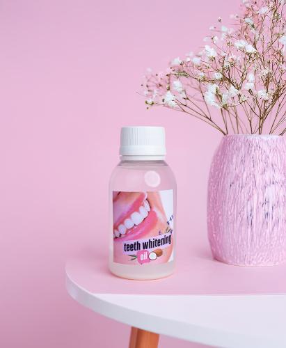 زيت للفم والاسنان ( تبييض الاسنان والعناية باللثة ) 125مل