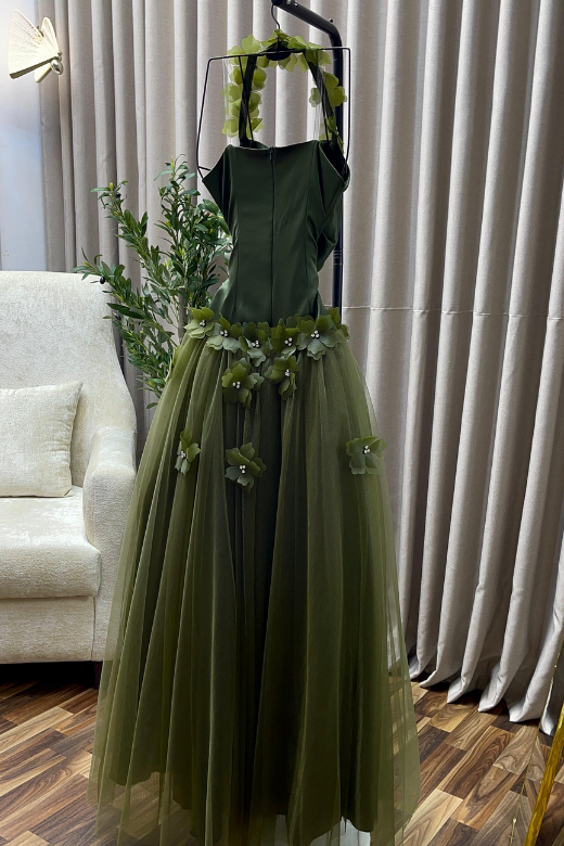 olive green choker dress Evening dress olive green crinkled with raised flower beads and a choker  necklace