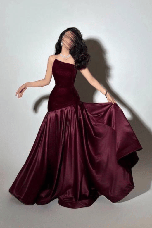 فستان سهرة جوخ بتصميم أنيق وتنورة درامية - موديل سيدة المساء