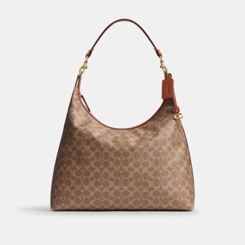 كوتش - Coach