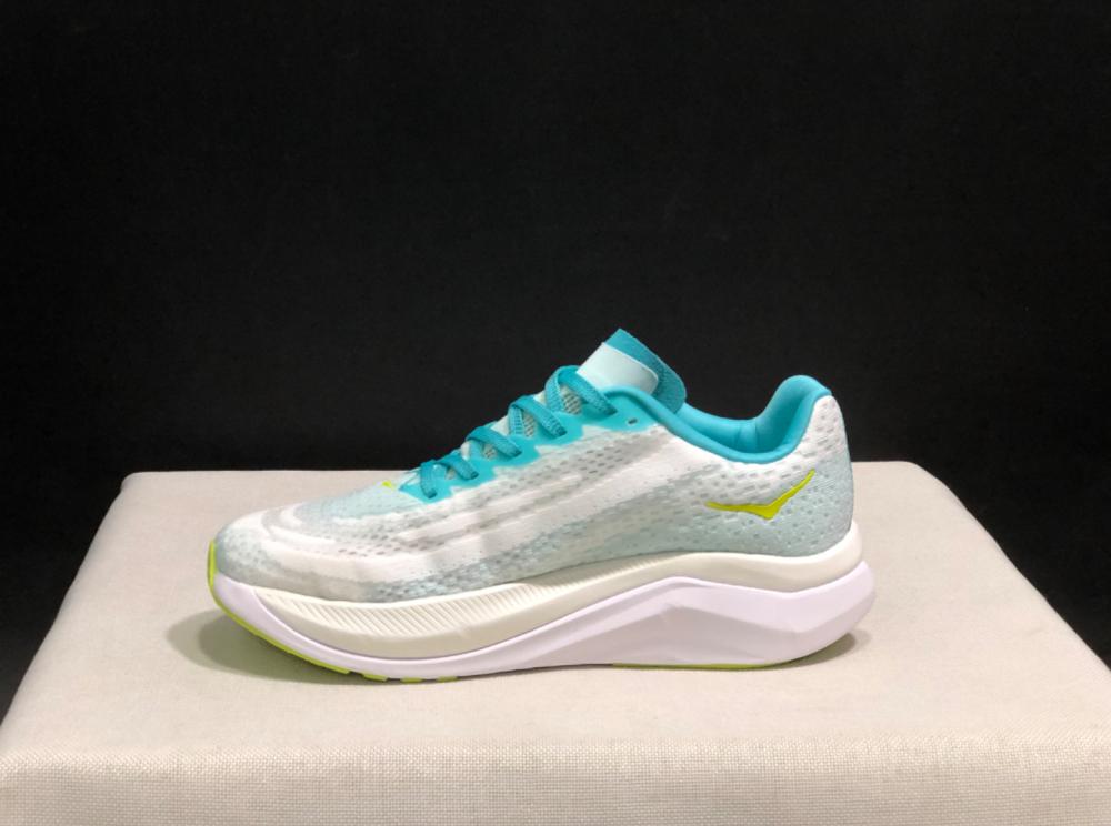 هوكا ون ماتش اكس أبيض وأزرق