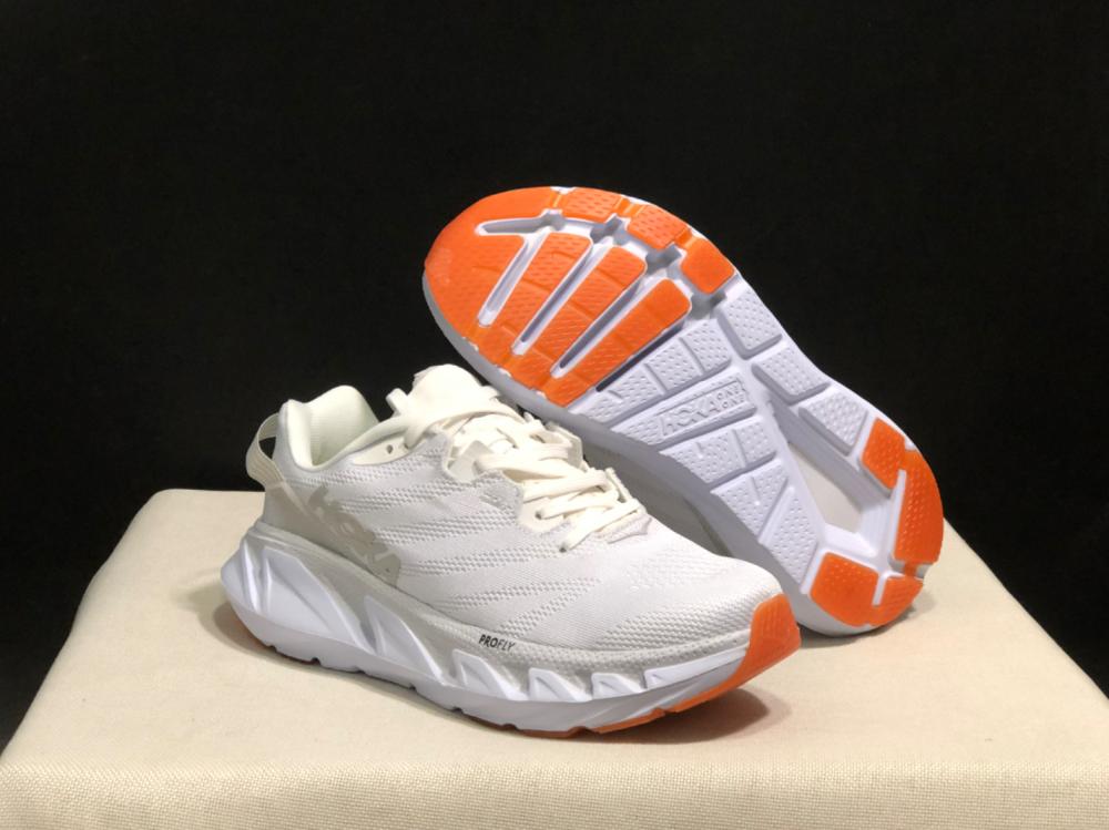 هوكا ون ايڤلون 2 أبيض