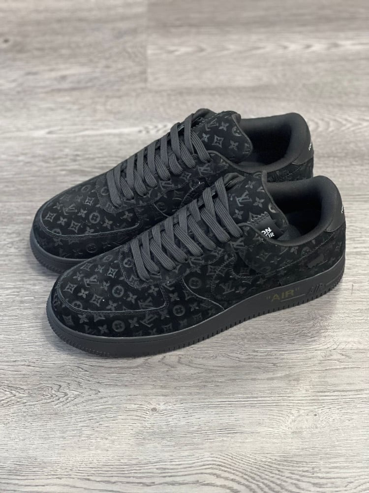 حذاء لويس فيتون نايكي اسود من متجر أحذية سواقيو