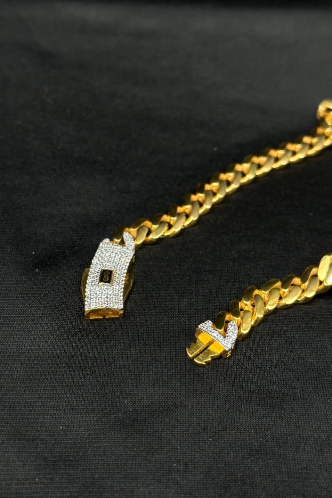 عقد ذهب تصميم الماس