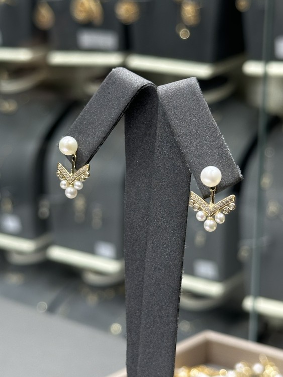 حلق ذهب مع لؤلؤ طبيعي