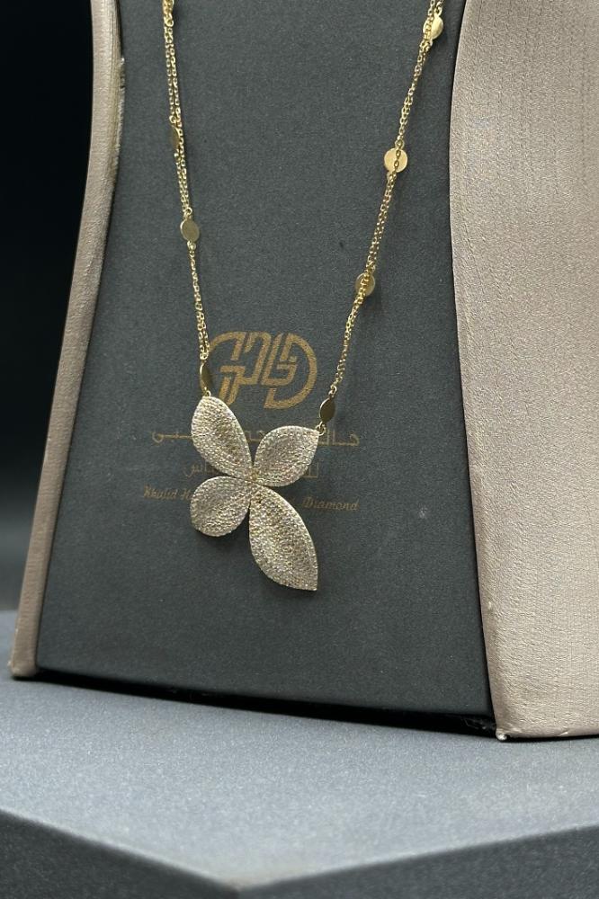 شال وردة ذهب تصميم الماس