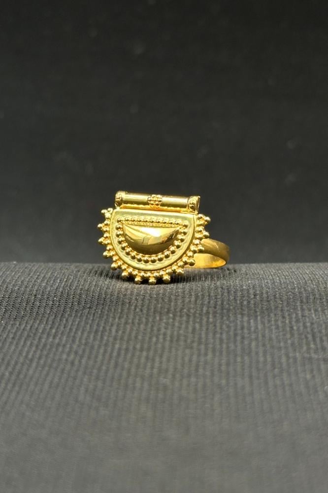خاتم براشي ذهب صافي بحريني عيار 21 وزن من 1.8 الى 1.9 جرام