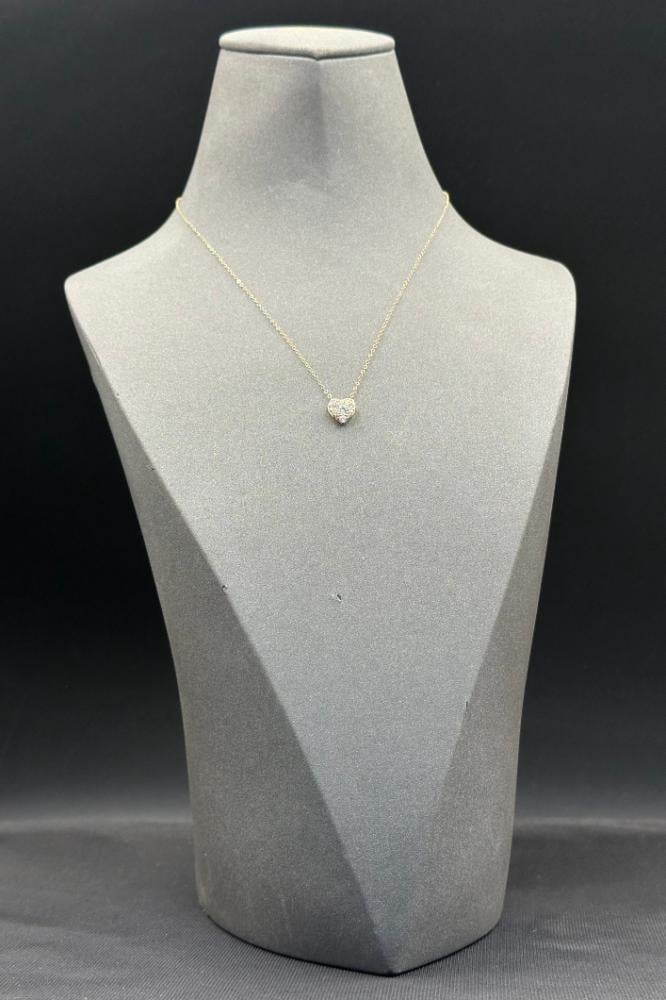 عقد قلب مع فص دائرة ذهب تصميم الماس عيار 18 وزن من 0.7 الى 0.8 جرام