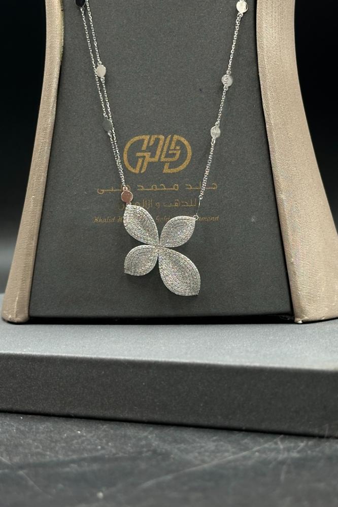 شال وردة ذهب تصميم الماس