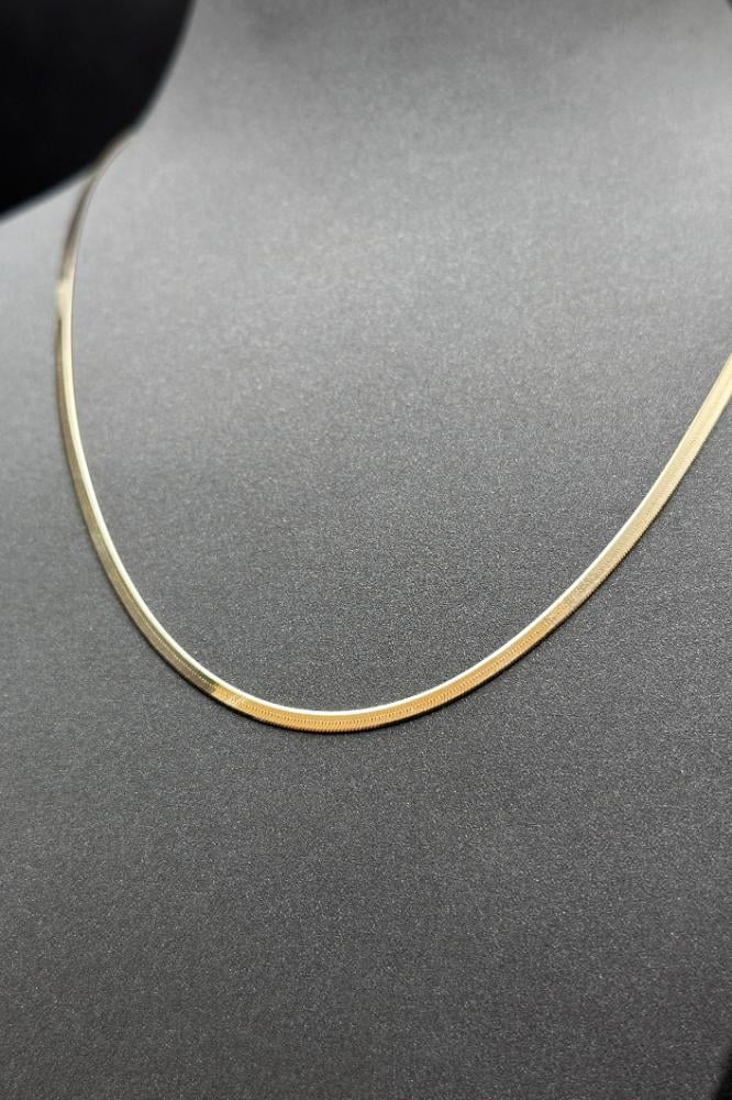 Flat Plain Gold Necklace (No Stones) – 18 Karat – Weight: 4.2
