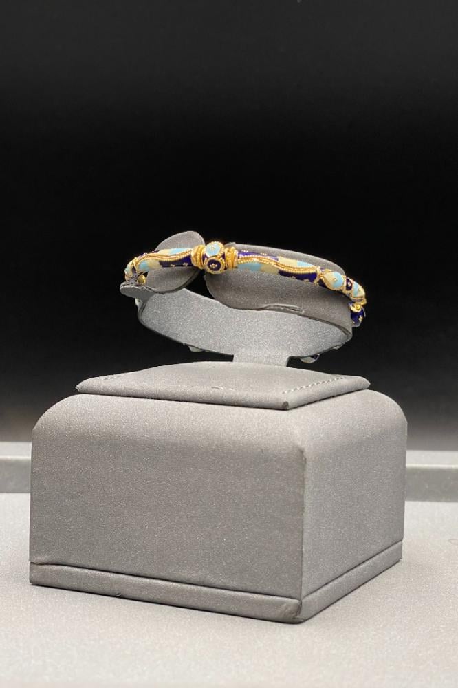 اسوارة ذهب عيار 21 بتصميم هندي بوزن 10,3 جرام