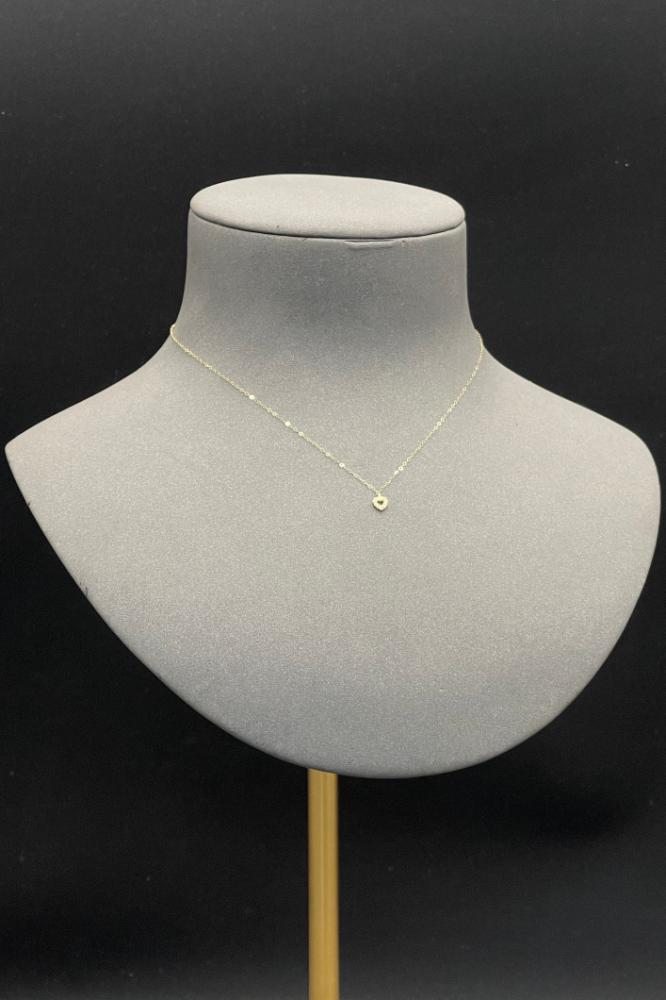 عقد قلب ذهب تصميم الماس عيار 18 وزن 0.3 جرام