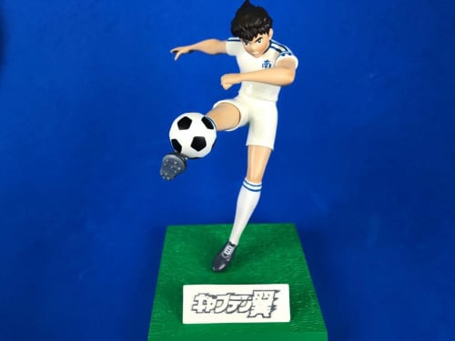 كابتن ماجد (كستوم)