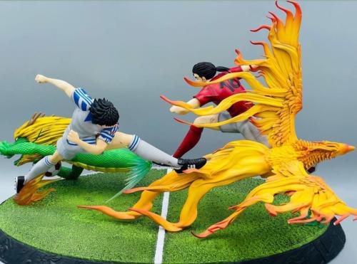 مجسم الكابتن ماجد والمهاجم الصيني