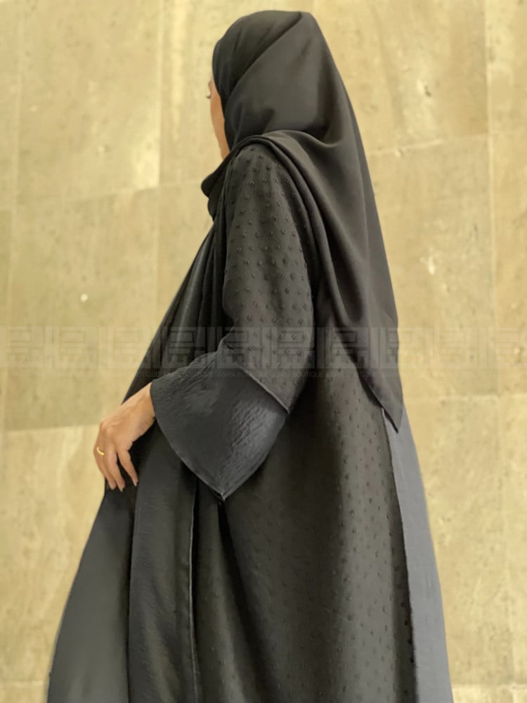 عباية سوداء بالكامل  1091