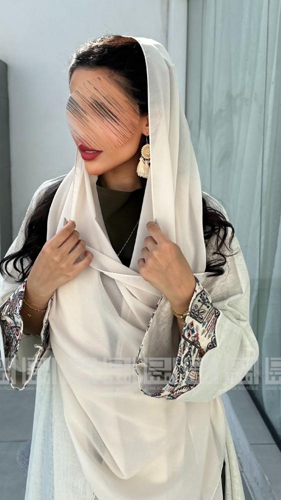 بكج عباية الماتشا و قميص أبيض- 1581