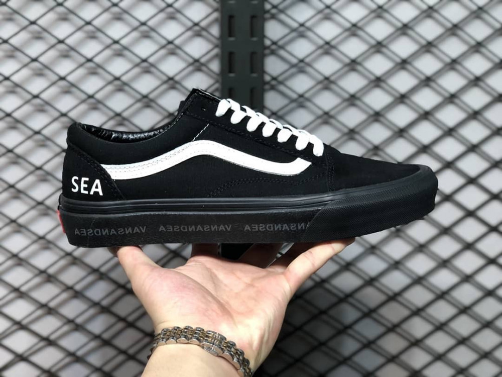 Wind And Sea x Vans Old Skool - Aquarius side