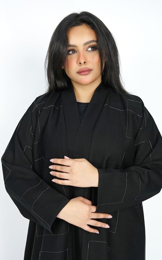 عباية اسود نص كلوش