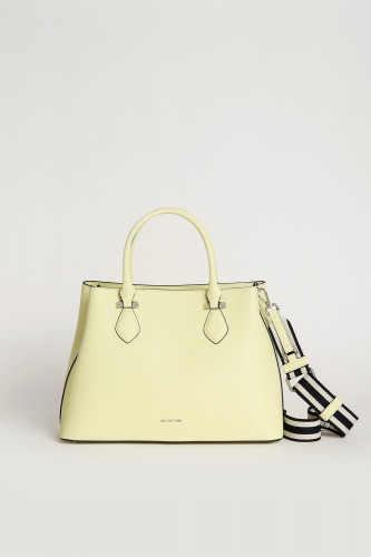 حقيبة كروميا